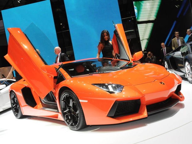 Lamborghini Aventador LP 700-4