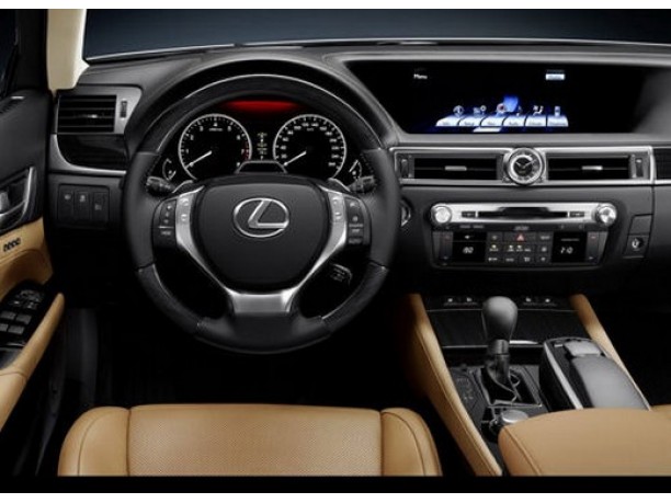 Lexus GS al Concorso d’Eleganza di Pebble Beach