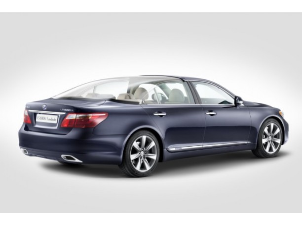 Matrimonio Alberto di Monaco, la Lexus LS 600h è l’auto ufficiale