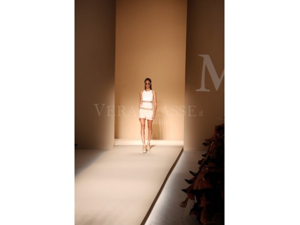Max Mara sfilata primavera estate 2012