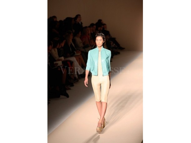 Max Mara sfilata primavera estate 2012
