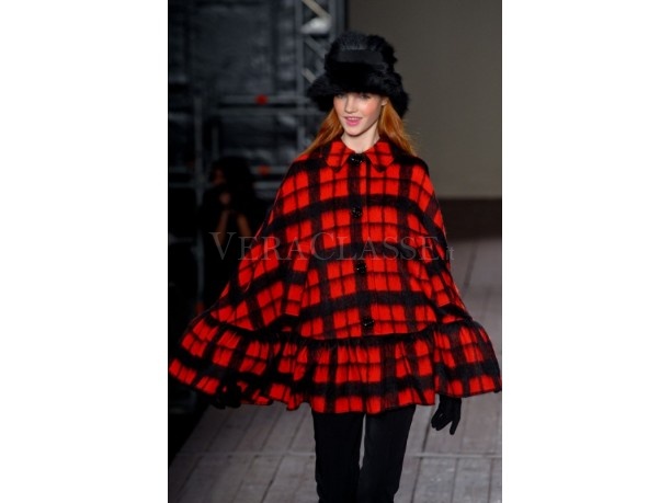 Moschino Cheap and Chic collezione autunno-inverno 2011/2012