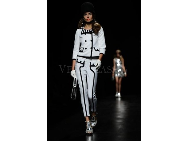 Moschino la nuova collezione primavera estate 2013
