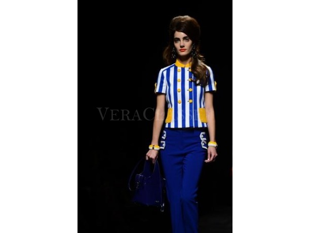 Moschino la nuova collezione primavera estate 2013