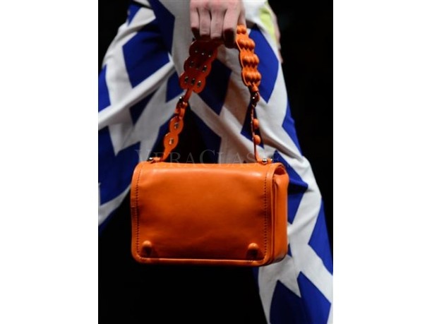 Moschino la nuova collezione primavera estate 2013
