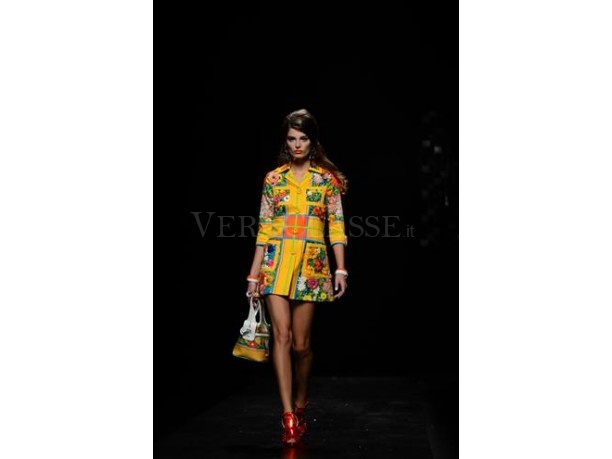 Moschino la nuova collezione primavera estate 2013