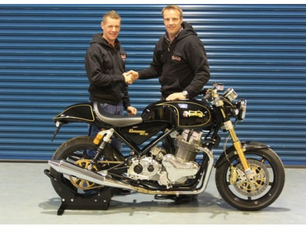 Norton ritorna in Italia