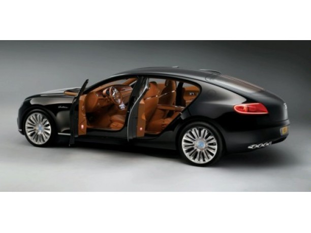 Nuova Bugatti sedan