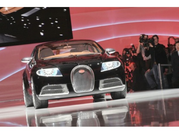 Nuova Bugatti sedan