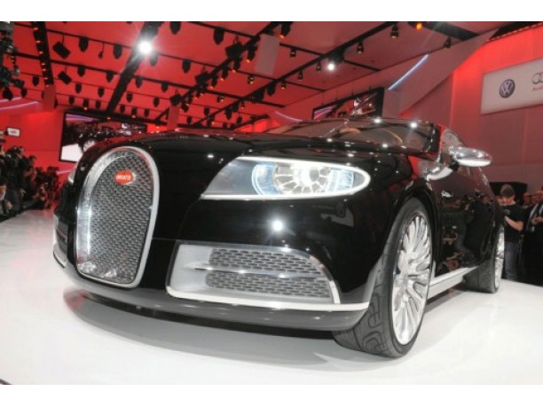 Nuova Bugatti sedan