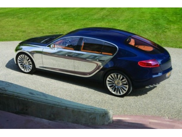 Nuova Bugatti sedan