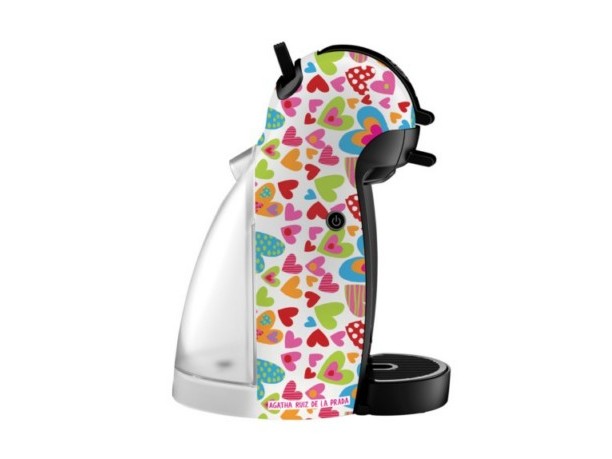 Piccolo di Nescafé vestito da Agatha Ruiz de la Prada