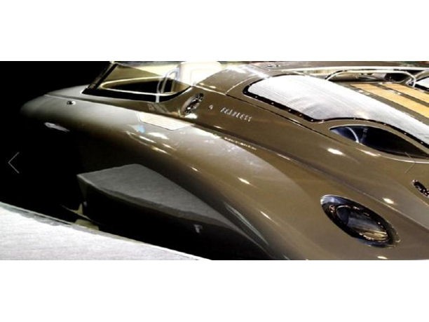 RFF 28  Royal Falcon Fire by Porsche Design