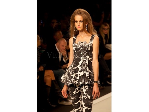 Foto sfilate Milano Fashion Week settembre 2011