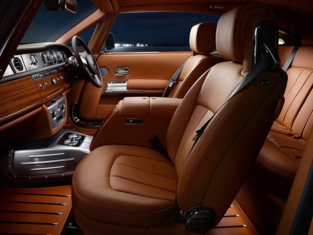 Rolls Royce Phantom Coupe edizione speciale Aviator Collection