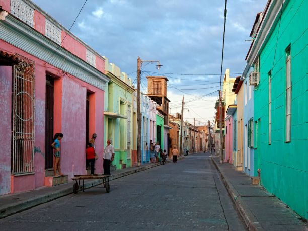 Sotto il sole dei Caraibi: in viaggio verso il mare di Cuba