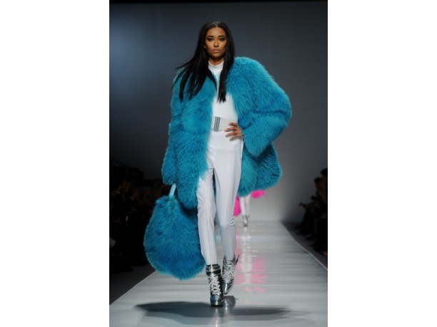 Tendenza moda: colori fluo per l’estate