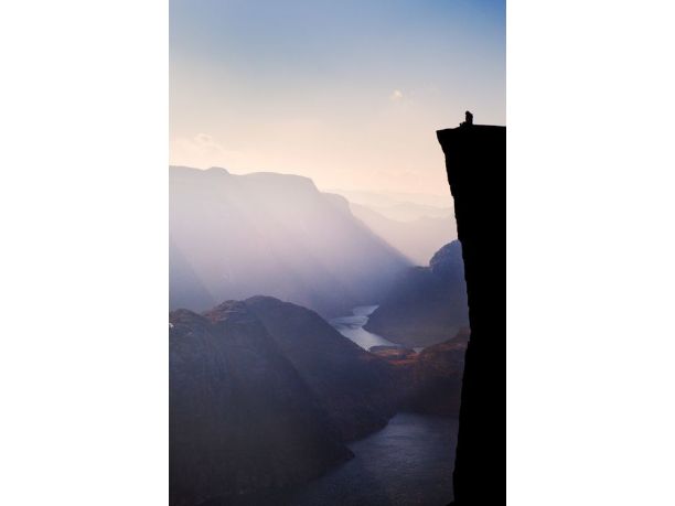 Tour naturalistico della Norvegia: fiordi, laghi e montagne