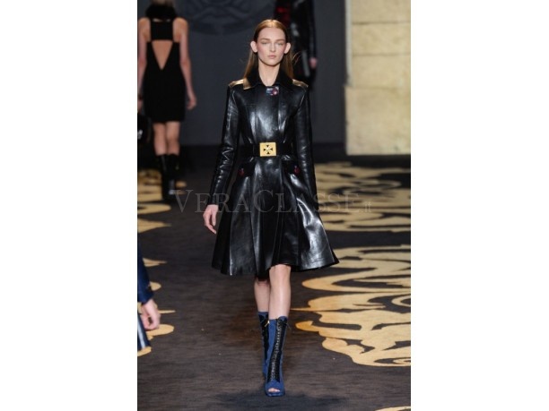Versace, collezione autunno-inverno 2011/2012