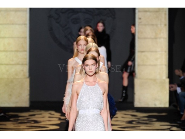 Versace, collezione autunno-inverno 2011/2012