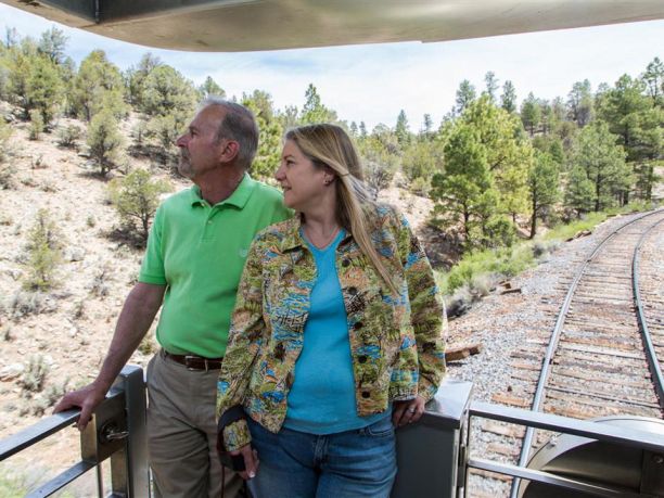 Viaggio in treno sul Grand Canyon, negli Stati Uniti