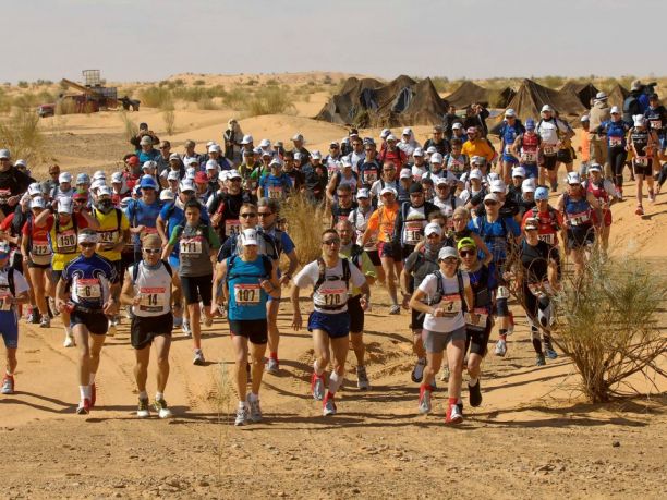 Viaggio nel Sahara per una maratona nel deserto