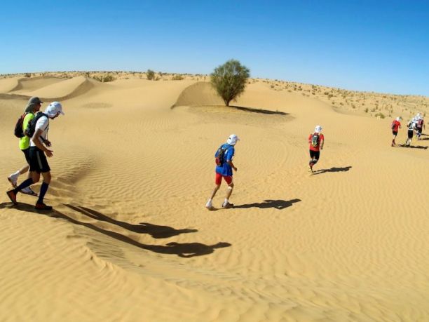 Viaggio nel Sahara per una maratona nel deserto