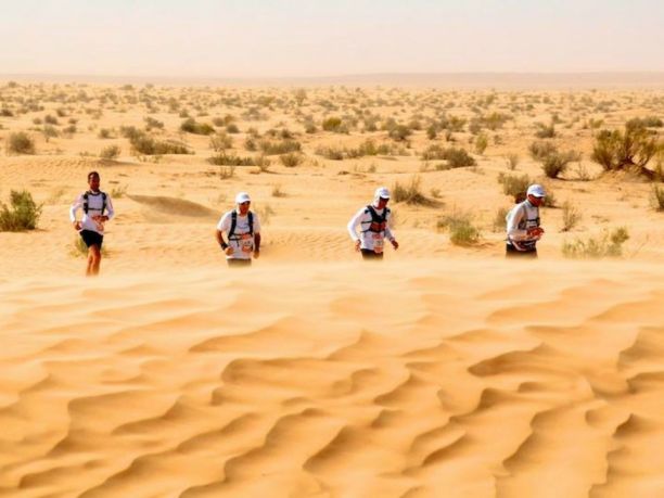 Viaggio nel Sahara per una maratona nel deserto
