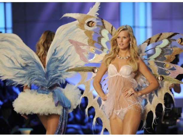 Victoria’s Secret sfilata collezione 2012